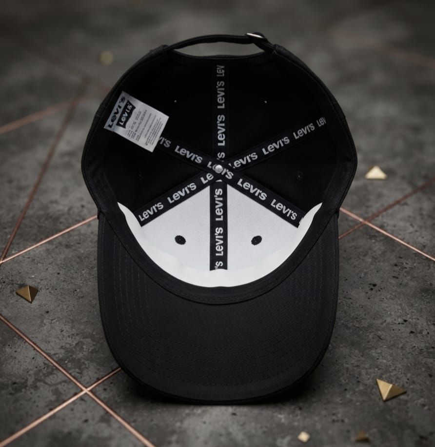 Levi’s Black Premium Cap for Men | Adjustable Baseball Hat
